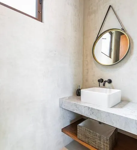 Tranquil With Private Pool And Garden Villa *