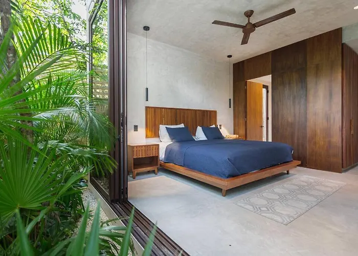 Villa Tranquil With Private Pool And Garden Tulum